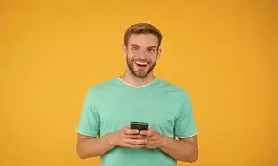 معرفی 5 گوشی با باتری قوی / مناسب برای استفاده طولانی مدت