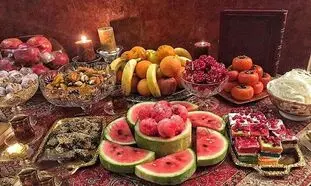 ۱۵ هدیه شب یلدا که خانم ها را ذوق زده می کند