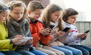5 گوشی پوکو مناسب برای دانش آموزان 12 ساله
