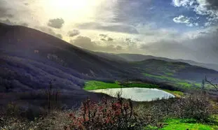 5 دریاچه رویایی شمال برای سفر پاییزی آخر هفته