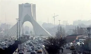 مقایسه آسمان آلوده تهران با کیش