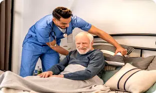هر آن چه درباره انتخاب پرستار سالمند در منزل باید بدانید