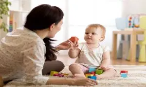 آشنایی با خدمات و وظایف پرستار کودک در منزل