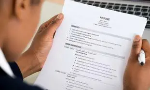 تفاوت رزومه نویسی آمریکایی و اروپایی برای جویندگان کار
