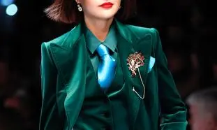 معرفی 5 سنجاق سینه زنانه شیک برای هدیه دادن