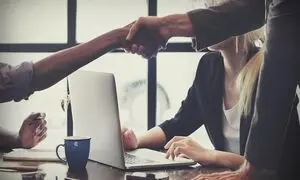 کالج تپسی کارش را آغاز کرد