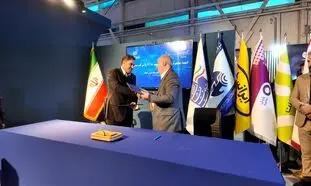 امضای تفاهم نامه همکاری مخابرات ایران و مبین نت در نمایشگاه ایران تلکام