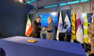 امضای تفاهم نامه همکاری مخابرات ایران و مبین نت در نمایشگاه ایران تلکام