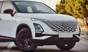 آغاز فروش سه خودرو فونیکس از شنبه