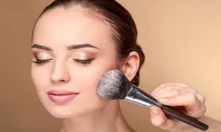 بهترین کرم پودر مات که چهره شما را زیباتر می کند