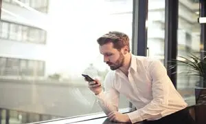 با 12 میلیون تومان چه گوشی بخریم؟ خرید گوشی سامسونگ
