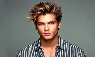 پنج رنگ مو که مردها را جذاب‌تر می‌کند