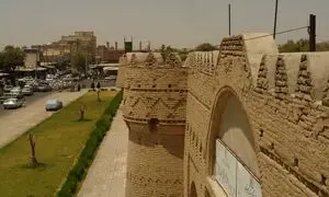 بازدیدی کامل از ایرانشهر + تاریخچه و جاذبه های گردشگری