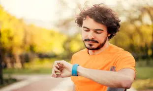 ردمی واچ ۳ بخریم یا گلکسی واچ ۴؟