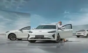 آینده خودرو های برقی KMC EJ7 در بازار ایران