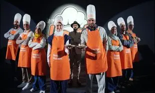 آشمز ؛ اسنپ مارکت بین قرمه و بامیه