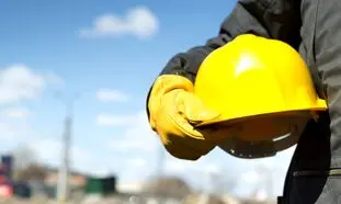 لزوم استفاده از کلاه ایمنی