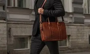 5 کیف مردانه شیک و چرمی برای هدیه روز پدر