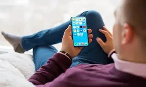 آیا خرید اقساطی آیفون به صرفه است؟