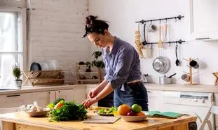 رایج ترین اشتباه هایی که ما در آشپزی می کنیم + راهکارها