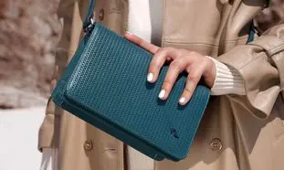 چرم مشهد روی جلد روزنامه گل