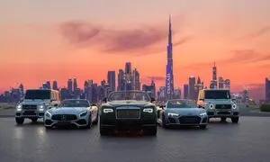 اجاره خودرو در دبی برای عکاسی و تولید محتوا با دیاررنت