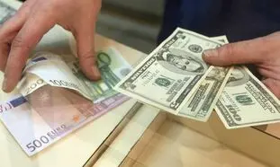 یورش فروشندگان دلار به بازار ارز