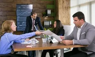 نقش خدمات مالی در توسعه اکوسیستم استارتاپی