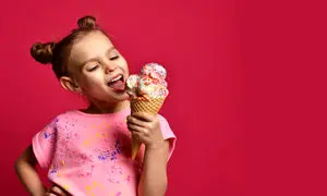 بهترین بستنی‌ فروشی‌های مشهد؛ تجربه‌ای شیرین در شهر زائران