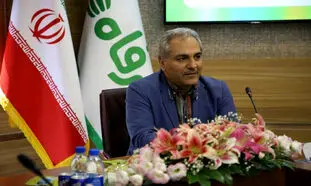 مهران مدیری با فروشگاه رفاه قرارداد همکاری منعقد کرد