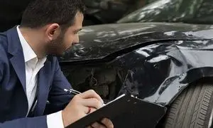 نحوه تمدید بیمه خودرو در محل و بصورت آنلاین با بیمه بازار