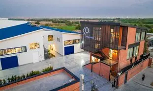 بازدید دانشجویان معماری دانشگاه اصفهان از کارخانه کاریاپلیمر