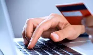 رونمایی تومن از سرویس بانکداری شرکتی