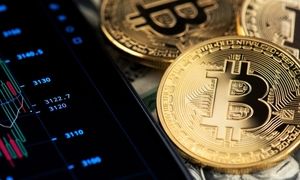مراقب معاملات بیت کوینی خود باشید/ شرایط بازار باثبات نیست