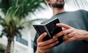 بهترین گوشی هوشمند تاشو + مشخصات