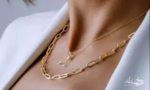 گردنبند طلا زنانه؛ تجلی ظرافت و زیبایی