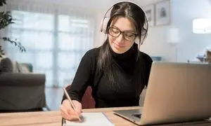 برگزاری کنفرانس یادگیری و یاددهی الکترونیکی در کرمان