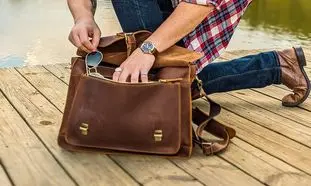 مزایا و معایب خرید اقساطی کیف و کفش چرم