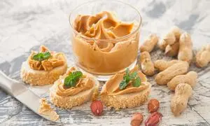 رونمایی از کره بادام زمینی رژیمی فرمند