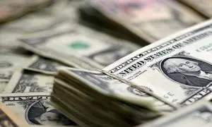 قیمت دلار در لبه کانال 22 هزار تومان ایستاد