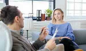 چگونه روانشناسی انسان گرا می تواند به شما کمک کند زندگی بهتری داشته باشید