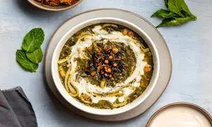 آش رشته کیلویی چند؟