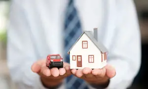 آیا با حقوق ۱۴۰۴ می توان ماشین و خانه خرید؟