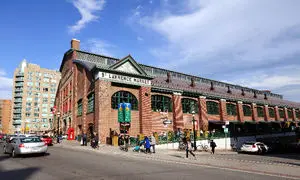 جاذبه‌ های گردشگری کانادا در مناطق انگلیسی ‌زبان