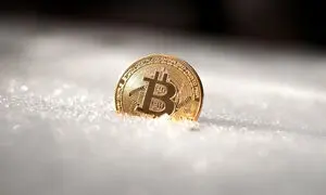 بیت کوین بخریم یا نخریم؟
