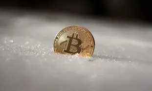 بیت کوین بخریم یا نخریم؟