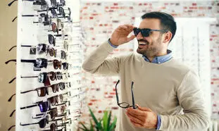 راهنمای انتخاب و خرید عینک آفتابی در شیراز