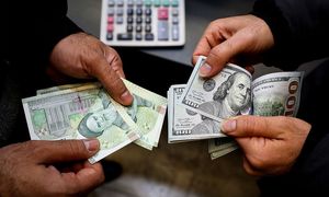 ثبات قیمت ارز و حفظ نیروی انسانی در گرو رفع تحریم ها