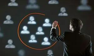 مقایسه اولویت‌ های منابع انسانی در ایران با دنیا