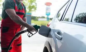 قاچاق 20 تا 28 میلیون لیتر سوخت در روز